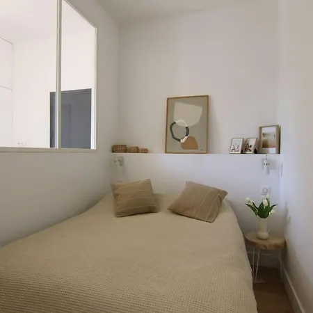 Pearl By Halldis Apartman *